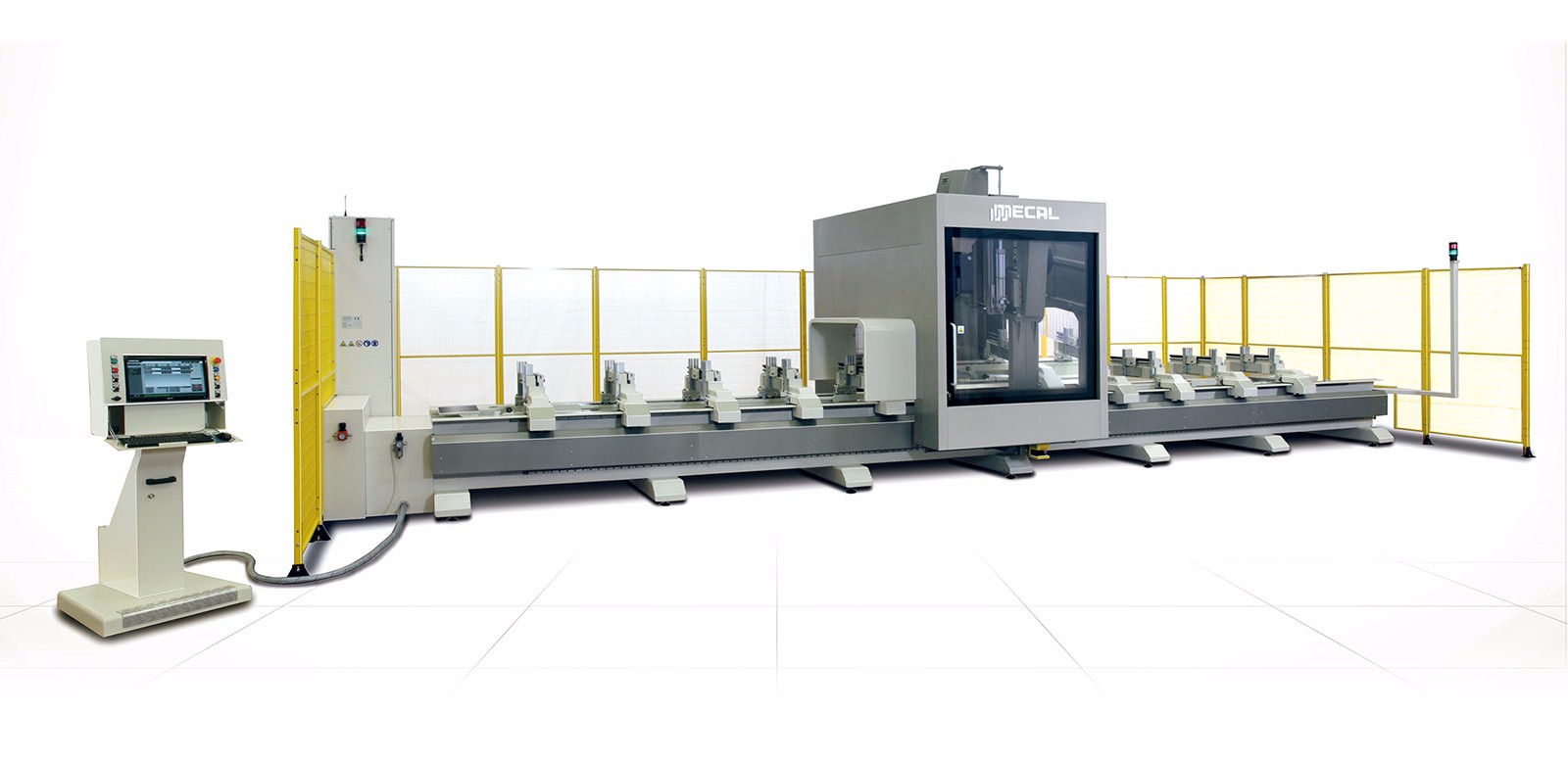 Five-axis linkage CNC machining center